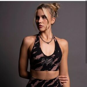 Darc Sport Everson Seamless Valencourt halter bra In purple dusk native camo